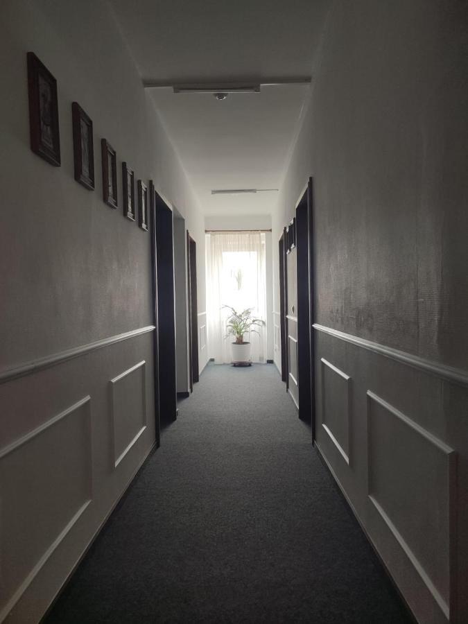 Hotel Altes Tor Filsen Zewnętrze zdjęcie