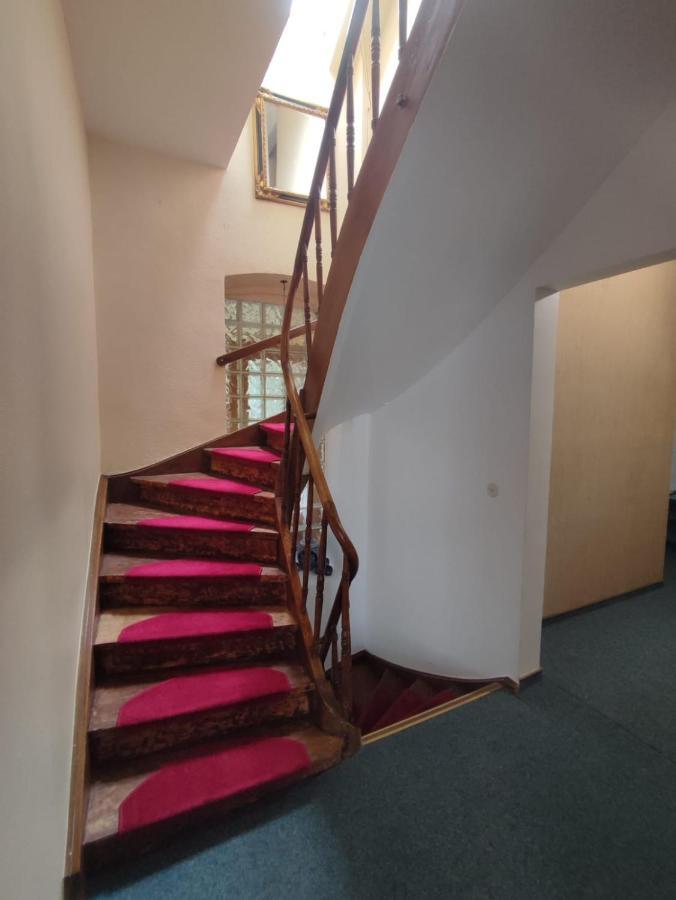 Hotel Altes Tor Filsen Zewnętrze zdjęcie