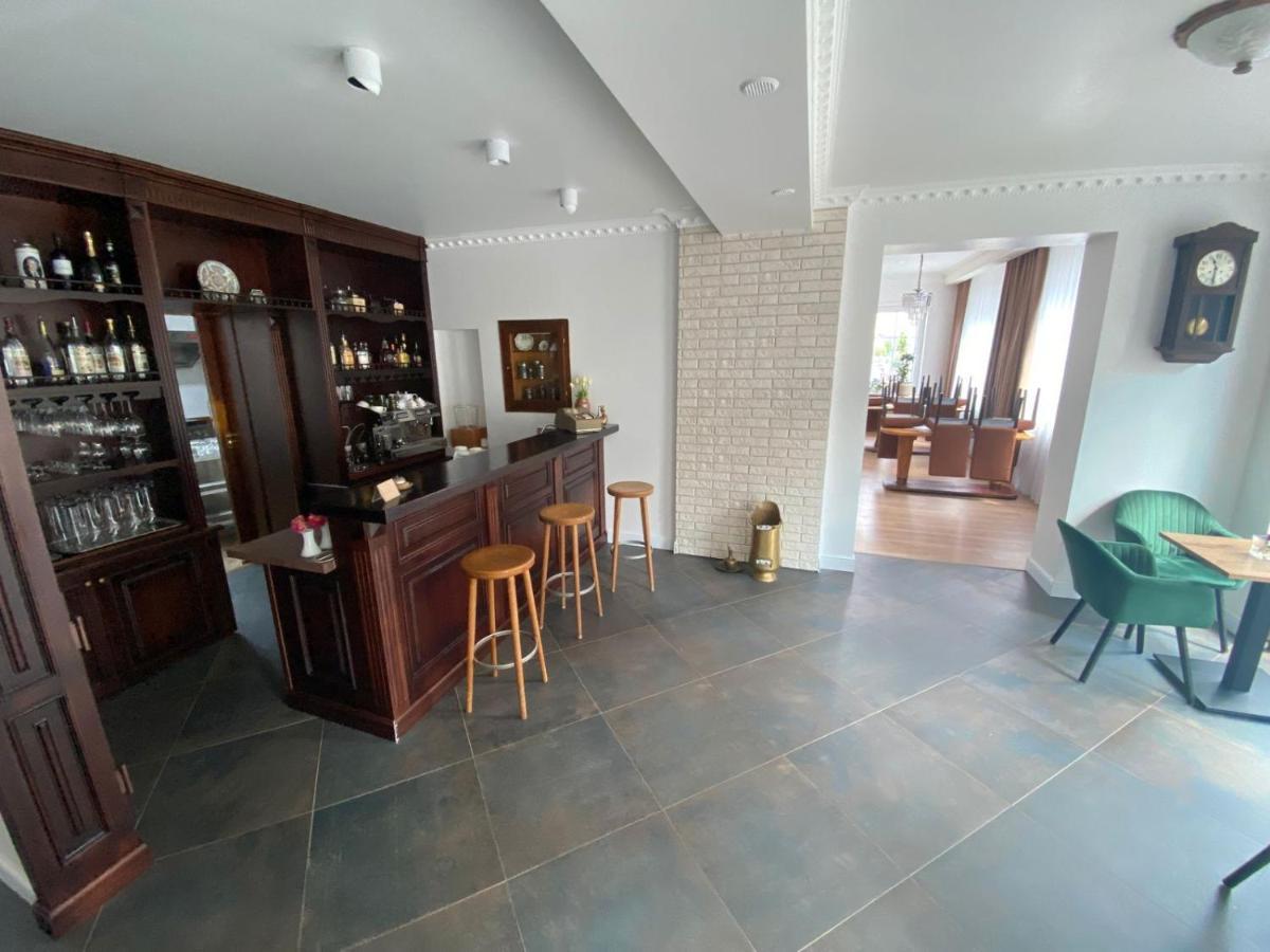 Hotel Altes Tor Filsen Zewnętrze zdjęcie
