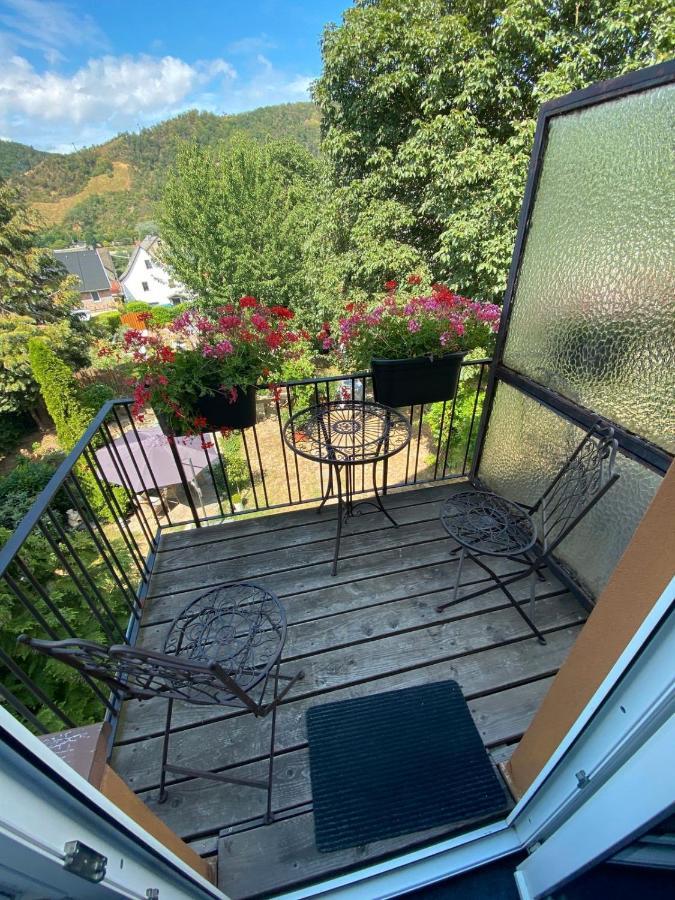 Hotel Altes Tor Filsen Zewnętrze zdjęcie